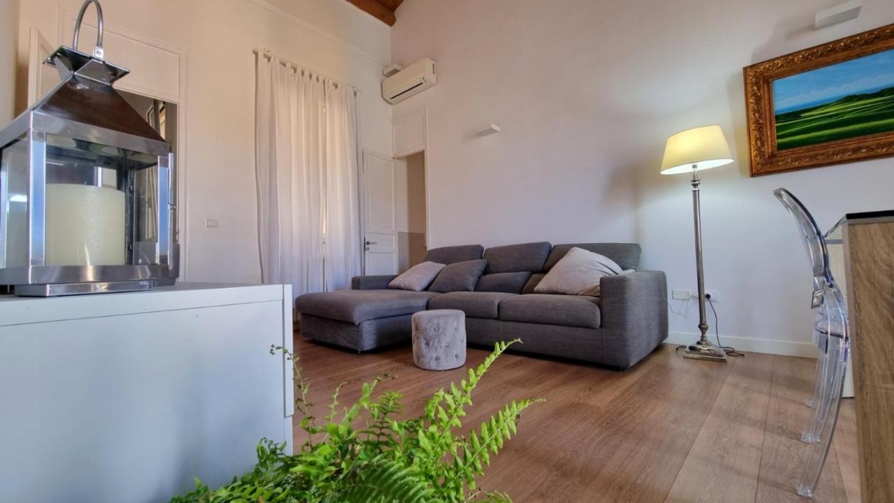 Shanti Holiday House Palermo Bagian luar foto
