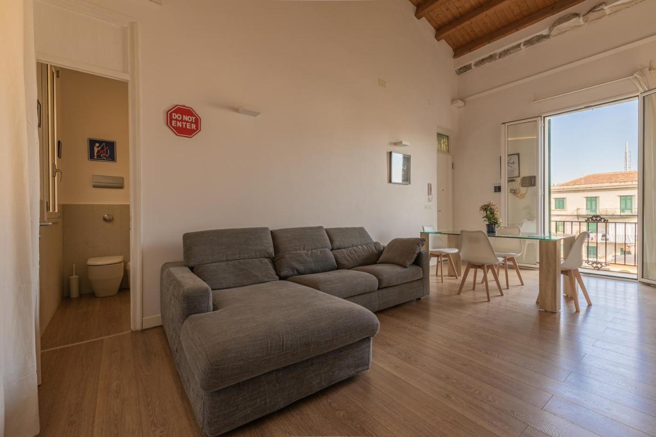 Shanti Holiday House Palermo Bagian luar foto