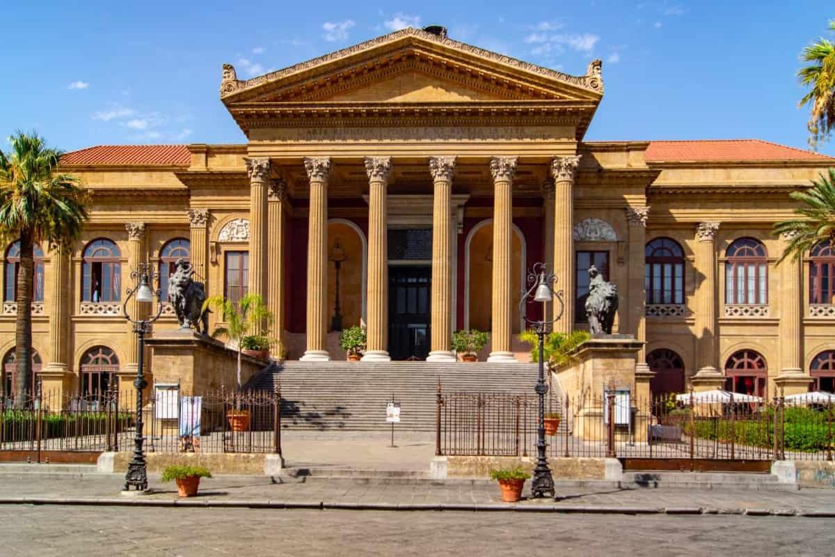 Shanti Holiday House Palermo Bagian luar foto