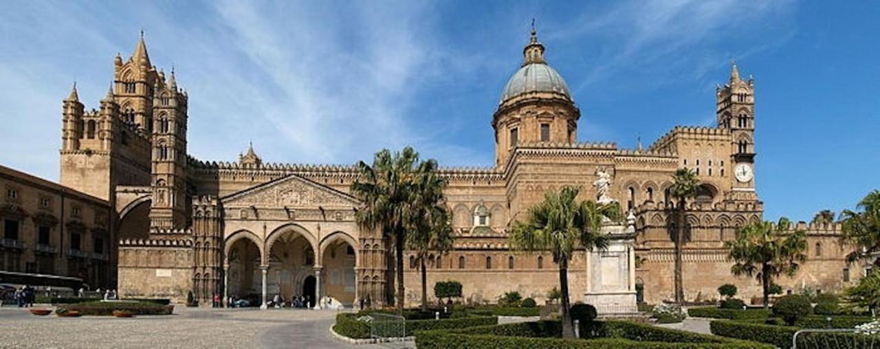 Shanti Holiday House Palermo Bagian luar foto